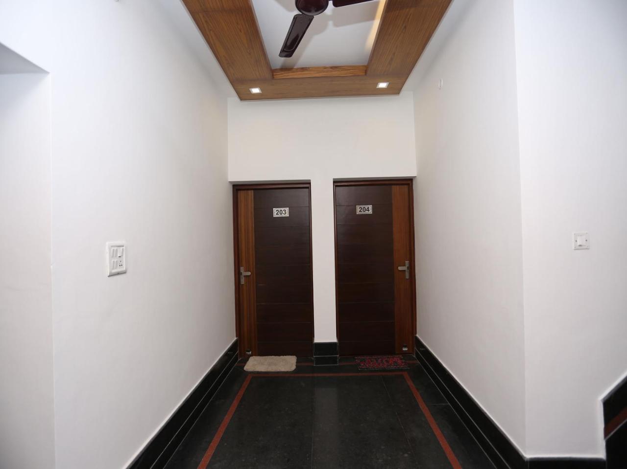 Oyo 10448 Green View Home Stay Dehradun Bagian luar foto