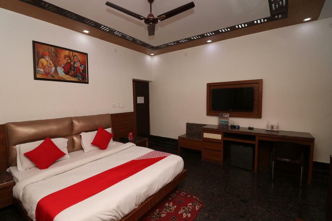 Oyo 10448 Green View Home Stay Dehradun Bagian luar foto