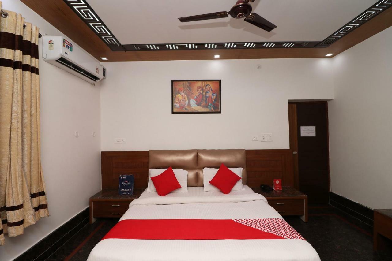 Oyo 10448 Green View Home Stay Dehradun Bagian luar foto
